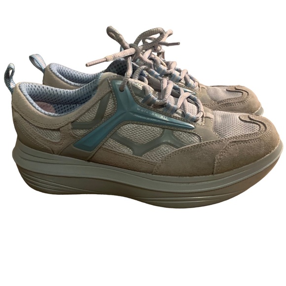 USTER by KYBUN cushioned platform low top sneakers shoes women’s size 9.5 - Picture 1 of 8
